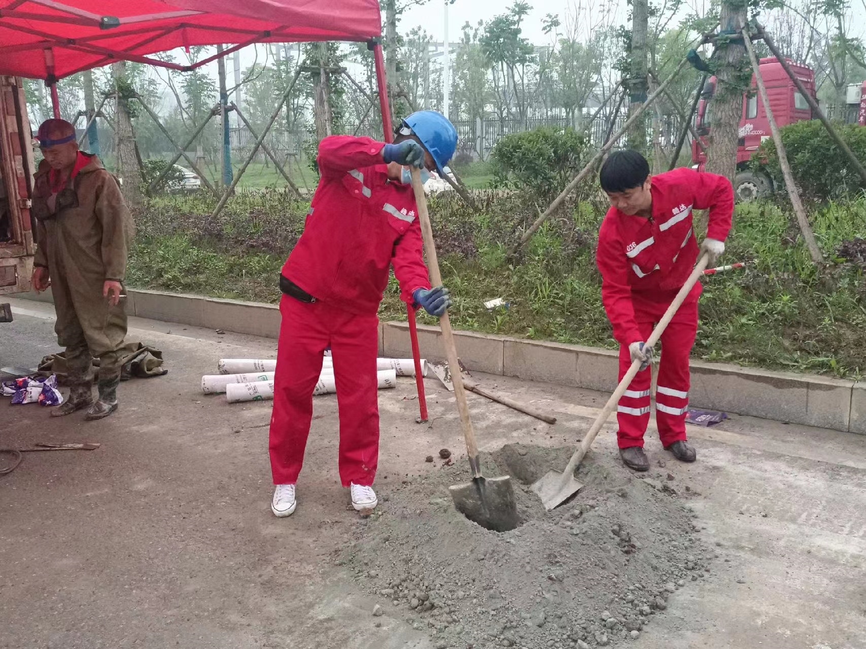 姜堰管道疏通哪家好】及时进行市政管道清淤